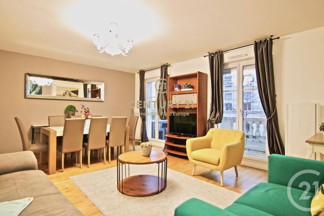 Appartement a louer - 4 pièce(s) - 102.7 m2 - Surfyn