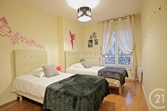 Appartement a louer - 4 pièce(s) - 102.7 m2 - Surfyn