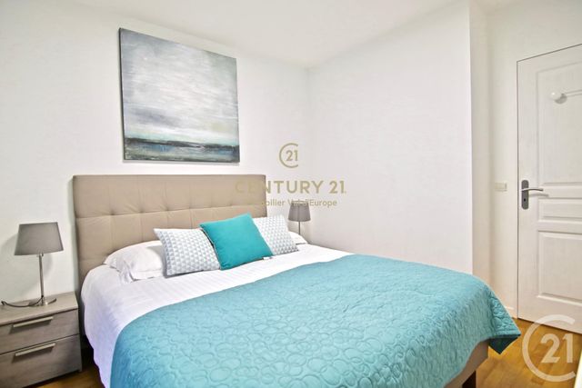 Appartement a louer - 4 pièce(s) - 102.7 m2 - Surfyn