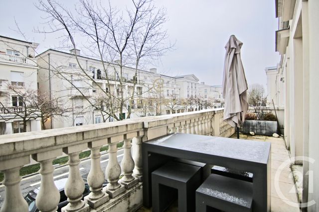 Appartement a louer - 4 pièce(s) - 102.7 m2 - Surfyn