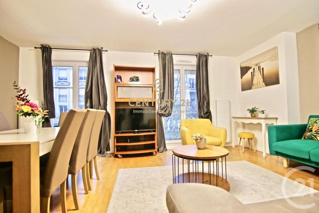 Appartement a louer - 4 pièce(s) - 102.7 m2 - Surfyn