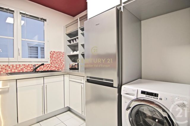 Appartement a louer - 4 pièce(s) - 102.7 m2 - Surfyn