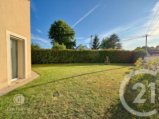 Maison à vendre - 7 pièces - 177,33 m2 - Montceaux Les Meaux - 77 - ILE-DE-FRANCE