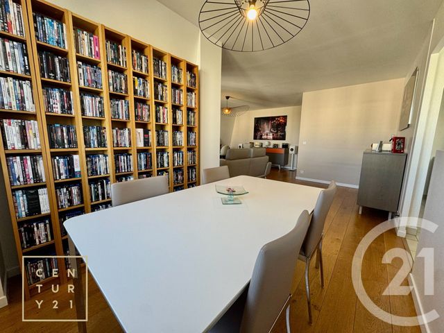 Appartement F5 &agrave; vendre - 5 pi&egrave;ces - 111 m2 - Serris - 77 - ILE-DE-FRANCE