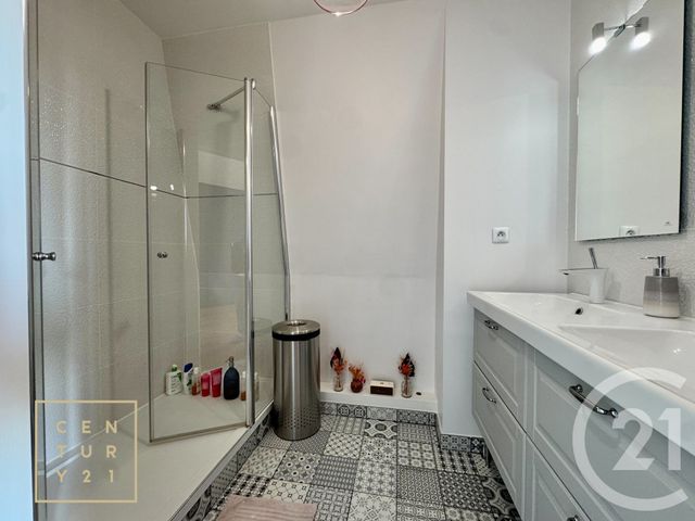 Appartement F5 &agrave; vendre - 5 pi&egrave;ces - 111 m2 - Serris - 77 - ILE-DE-FRANCE