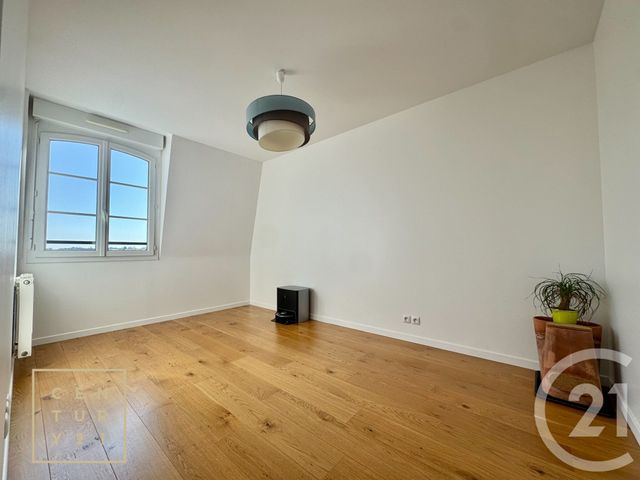 Appartement F5 &agrave; vendre - 5 pi&egrave;ces - 111 m2 - Serris - 77 - ILE-DE-FRANCE