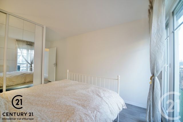 Appartement F4 &agrave; louer - 4 pi&egrave;ces - 78,82 m2 - Serris - 77 - ILE-DE-FRANCE