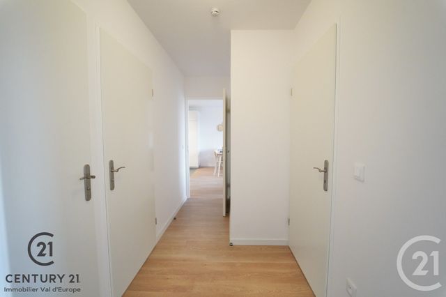 Appartement F3 &agrave; louer - 3 pi&egrave;ces - 63,40 m2 - Serris - 77 - ILE-DE-FRANCE