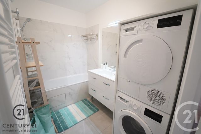 Appartement F3 &agrave; louer - 3 pi&egrave;ces - 63,40 m2 - Serris - 77 - ILE-DE-FRANCE