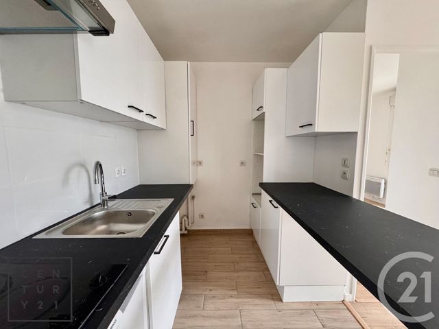 Appartement &agrave; louer - 2 pi&egrave;ces - 38,38 m2 - Serris - 77 - ILE-DE-FRANCE