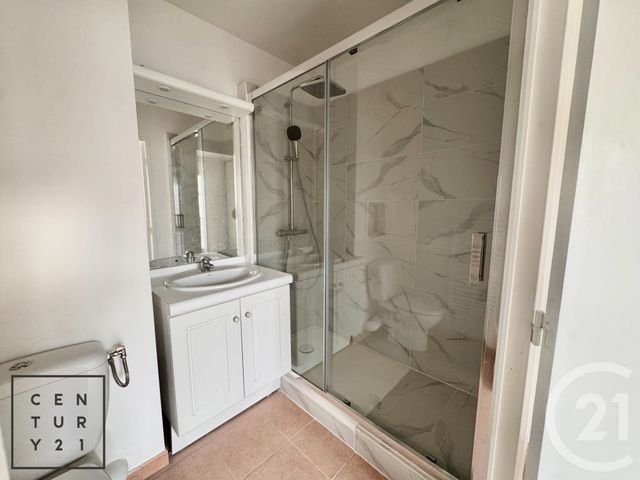 Appartement &agrave; louer - 2 pi&egrave;ces - 38,38 m2 - Serris - 77 - ILE-DE-FRANCE