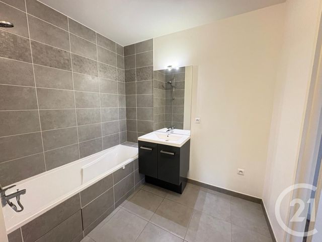 Appartement F1 à louer - 1 pièce - 29,60 m2 - Montevrain - 77 - ILE-DE-FRANCE