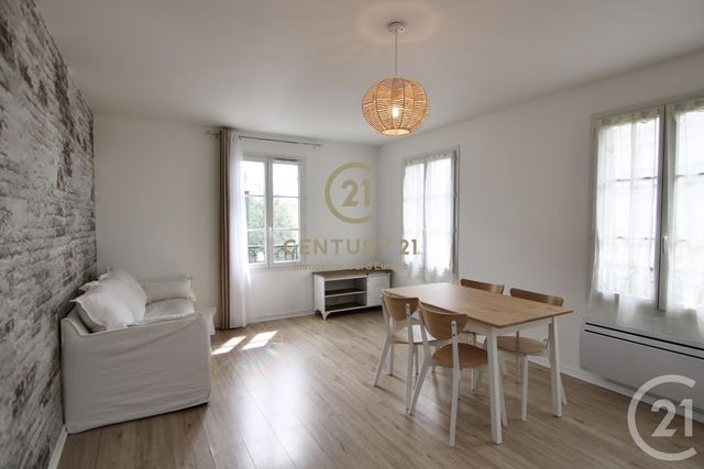 Appartement F2 à louer SERRIS