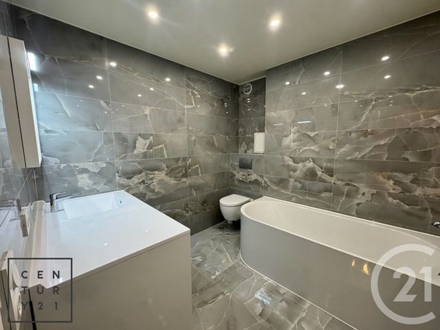 Appartement F4 &agrave; louer - 4 pi&egrave;ces - 85,10 m2 - Serris - 77 - ILE-DE-FRANCE