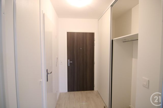 Appartement F2 &agrave; louer - 2 pi&egrave;ces - 43,80 m2 - Noisiel - 77 - ILE-DE-FRANCE