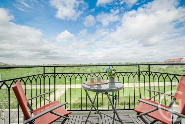 Appartement F3 &agrave; louer - 3 pi&egrave;ces - 70,08 m2 - Serris - 77 - ILE-DE-FRANCE