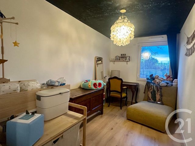 Appartement F4 &agrave; vendre - 4 pi&egrave;ces - 74 m2 - Chessy - 77 - ILE-DE-FRANCE