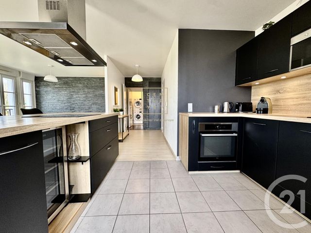 Appartement F3 &agrave; vendre - 3 pi&egrave;ces - 80,95 m2 - Serris - 77 - ILE-DE-FRANCE