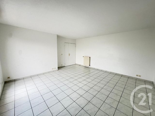 Appartement F4 &agrave; vendre - 4 pi&egrave;ces - 84 m2 - Serris - 77 - ILE-DE-FRANCE