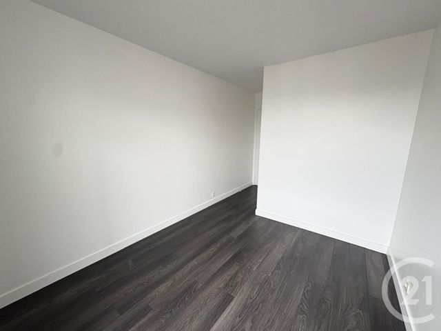 Appartement F4 &agrave; vendre - 4 pi&egrave;ces - 84 m2 - Serris - 77 - ILE-DE-FRANCE