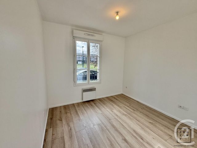 Appartement F3 &agrave; louer - 3 pi&egrave;ces - 71,40 m2 - Serris - 77 - ILE-DE-FRANCE