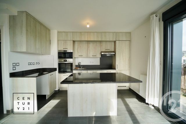 Appartement Duplex &agrave; vendre - 4 pi&egrave;ces - 80,01 m2 - Montevrain - 77 - ILE-DE-FRANCE