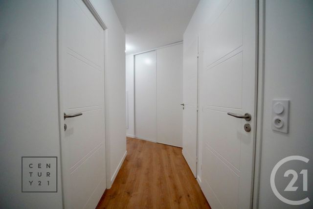 Appartement F4 &agrave; vendre - 4 pi&egrave;ces - 77,97 m2 - Serris - 77 - ILE-DE-FRANCE