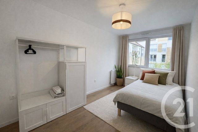 Appartement F5 &agrave; louer - 5 pi&egrave;ces - 94,72 m2 - Serris - 77 - ILE-DE-FRANCE