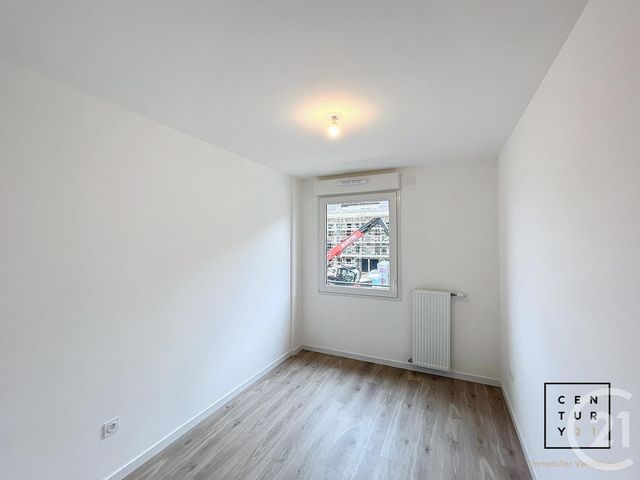 Appartement F3 &agrave; louer - 3 pi&egrave;ces - 67,80 m2 - Chessy - 77 - ILE-DE-FRANCE