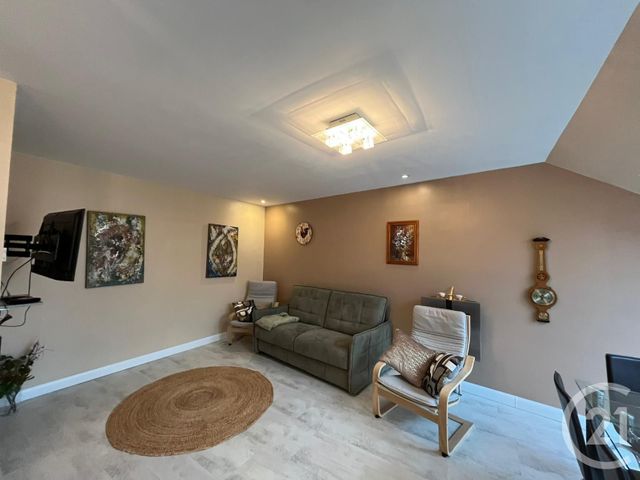 Appartement F3 &agrave; louer - 3 pi&egrave;ces - 63,63 m2 - Serris - 77 - ILE-DE-FRANCE