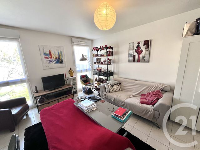 Appartement F1 &agrave; louer - 1 pi&egrave;ce - 30,01 m2 - Chanteloup En Brie - 77 - ILE-DE-FRANCE