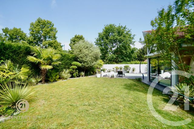 Maison &agrave; vendre - 5 pi&egrave;ces - 164 m2 - Magny Le Hongre - 77 - ILE-DE-FRANCE