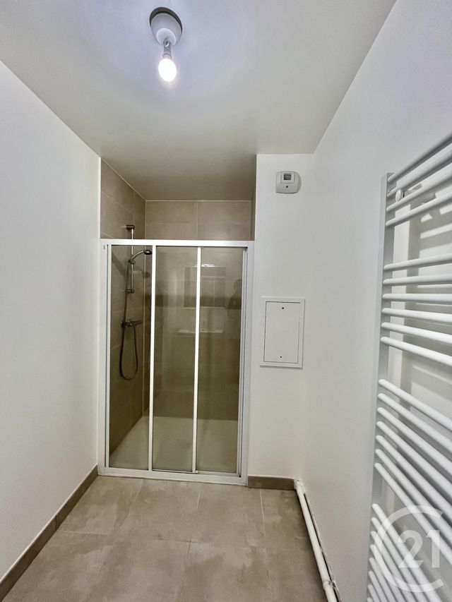 Appartement F3 &agrave; louer - 3 pi&egrave;ces - 62 m2 - Serris - 77 - ILE-DE-FRANCE