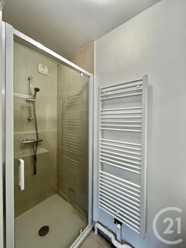 Appartement F3 &agrave; louer - 3 pi&egrave;ces - 62 m2 - Serris - 77 - ILE-DE-FRANCE