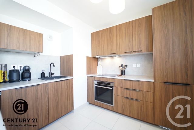 Appartement F4 &agrave; louer - 4 pi&egrave;ces - 95,30 m2 - Chessy - 77 - ILE-DE-FRANCE