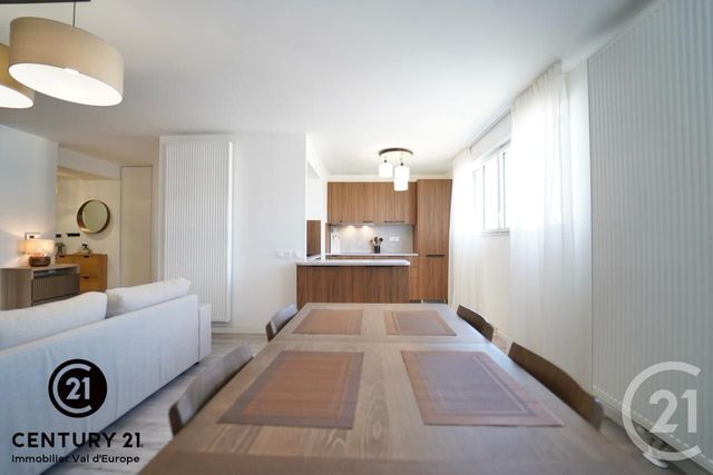 Appartement F4 &agrave; louer - 4 pi&egrave;ces - 95,30 m2 - Chessy - 77 - ILE-DE-FRANCE