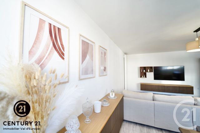 Appartement F4 &agrave; louer - 4 pi&egrave;ces - 95,30 m2 - Chessy - 77 - ILE-DE-FRANCE