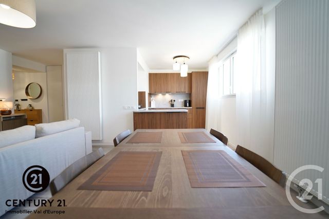 Appartement F4 &agrave; louer - 4 pi&egrave;ces - 95,30 m2 - Chessy - 77 - ILE-DE-FRANCE