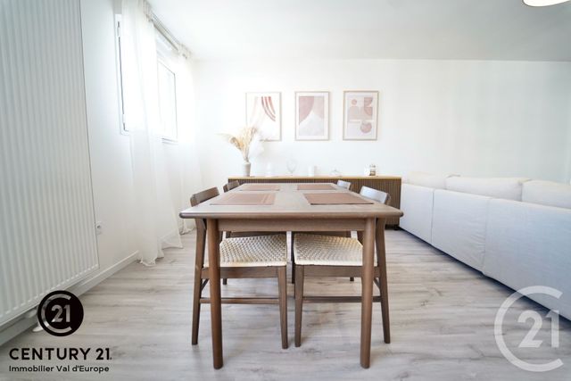 Appartement F4 &agrave; louer - 4 pi&egrave;ces - 95,30 m2 - Chessy - 77 - ILE-DE-FRANCE