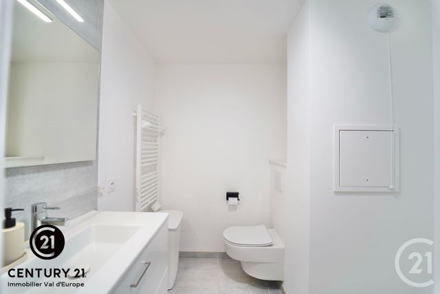 Appartement F4 &agrave; louer - 4 pi&egrave;ces - 95,30 m2 - Chessy - 77 - ILE-DE-FRANCE