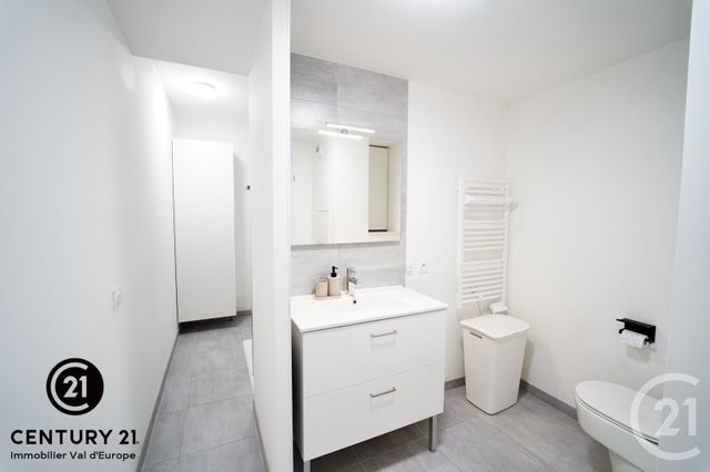 Appartement F4 &agrave; louer - 4 pi&egrave;ces - 95,30 m2 - Chessy - 77 - ILE-DE-FRANCE