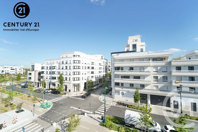 Appartement F4 &agrave; louer - 4 pi&egrave;ces - 95,30 m2 - Chessy - 77 - ILE-DE-FRANCE