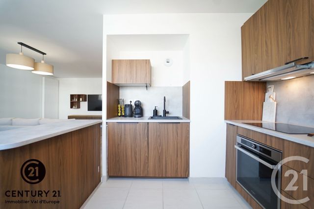 Appartement F4 &agrave; louer - 4 pi&egrave;ces - 95,30 m2 - Chessy - 77 - ILE-DE-FRANCE