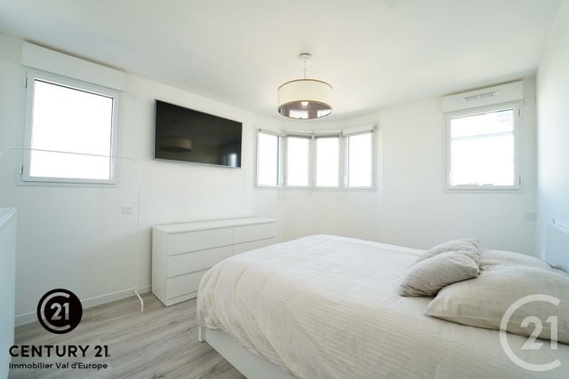 Appartement F4 &agrave; louer - 4 pi&egrave;ces - 95,30 m2 - Chessy - 77 - ILE-DE-FRANCE