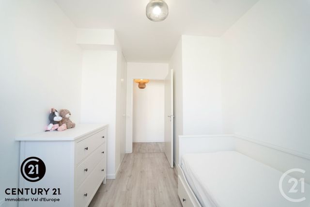 Appartement F4 &agrave; louer - 4 pi&egrave;ces - 95,30 m2 - Chessy - 77 - ILE-DE-FRANCE