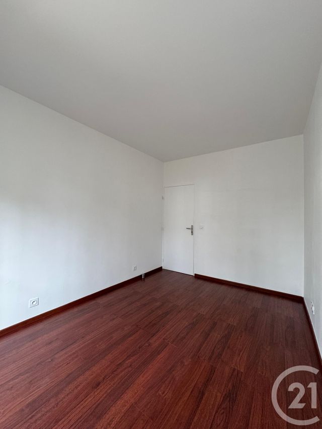 Appartement F3 &agrave; louer - 3 pi&egrave;ces - 66,09 m2 - Chessy - 77 - ILE-DE-FRANCE