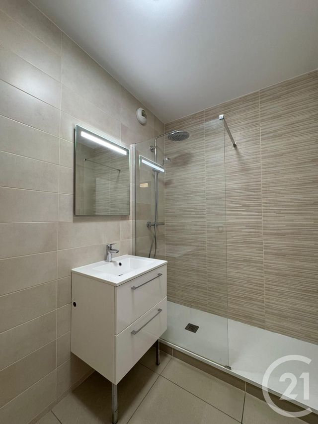 Appartement F3 &agrave; louer - 3 pi&egrave;ces - 66,09 m2 - Chessy - 77 - ILE-DE-FRANCE