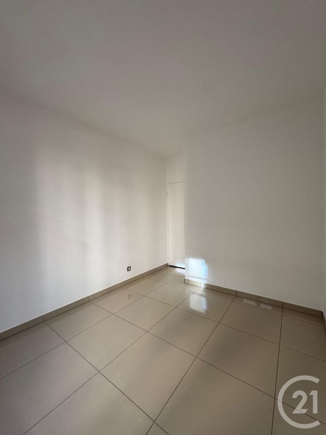 Appartement F3 &agrave; louer - 3 pi&egrave;ces - 66,09 m2 - Chessy - 77 - ILE-DE-FRANCE