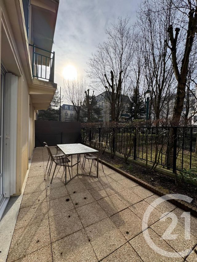 Appartement F3 &agrave; louer - 3 pi&egrave;ces - 66,09 m2 - Chessy - 77 - ILE-DE-FRANCE
