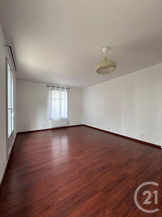 Appartement F3 &agrave; louer - 3 pi&egrave;ces - 66,09 m2 - Chessy - 77 - ILE-DE-FRANCE